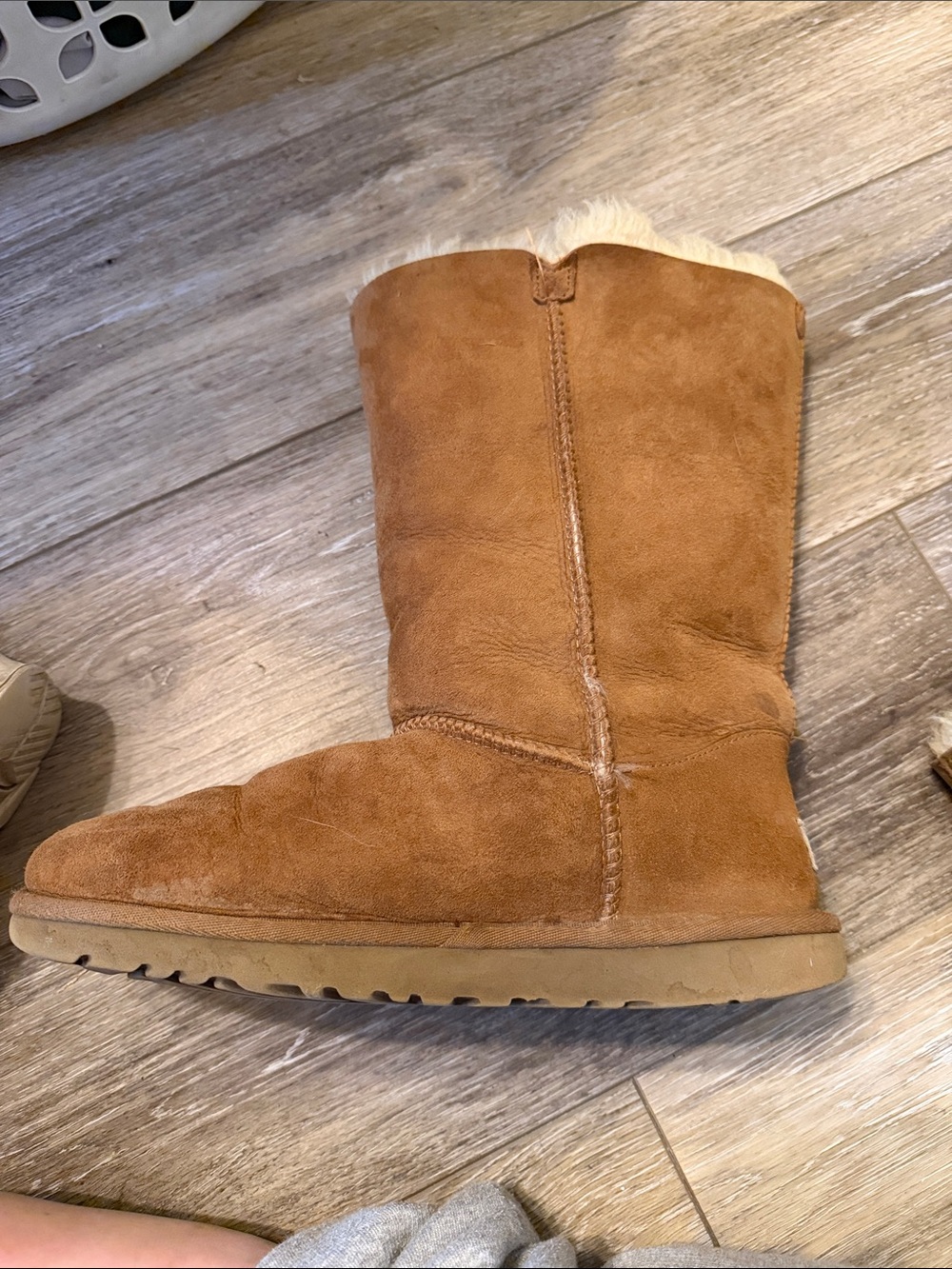 UGG Chestnut Tall Triple Button Sheepskin Boots - Picture 9 of 12